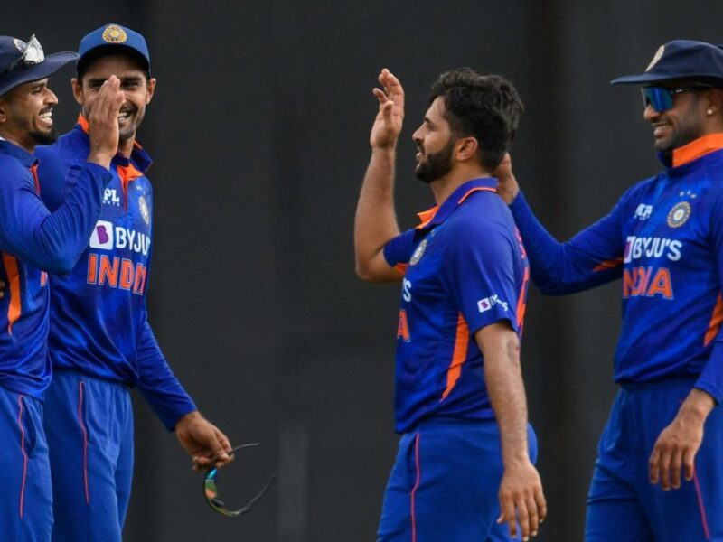 WI vs IND: पहले वनडे मैच में यह 3 खिलाड़ी हुए फ्लॉप, कप्तान धवन दूसरे वनडे से करेंगे बाहर !