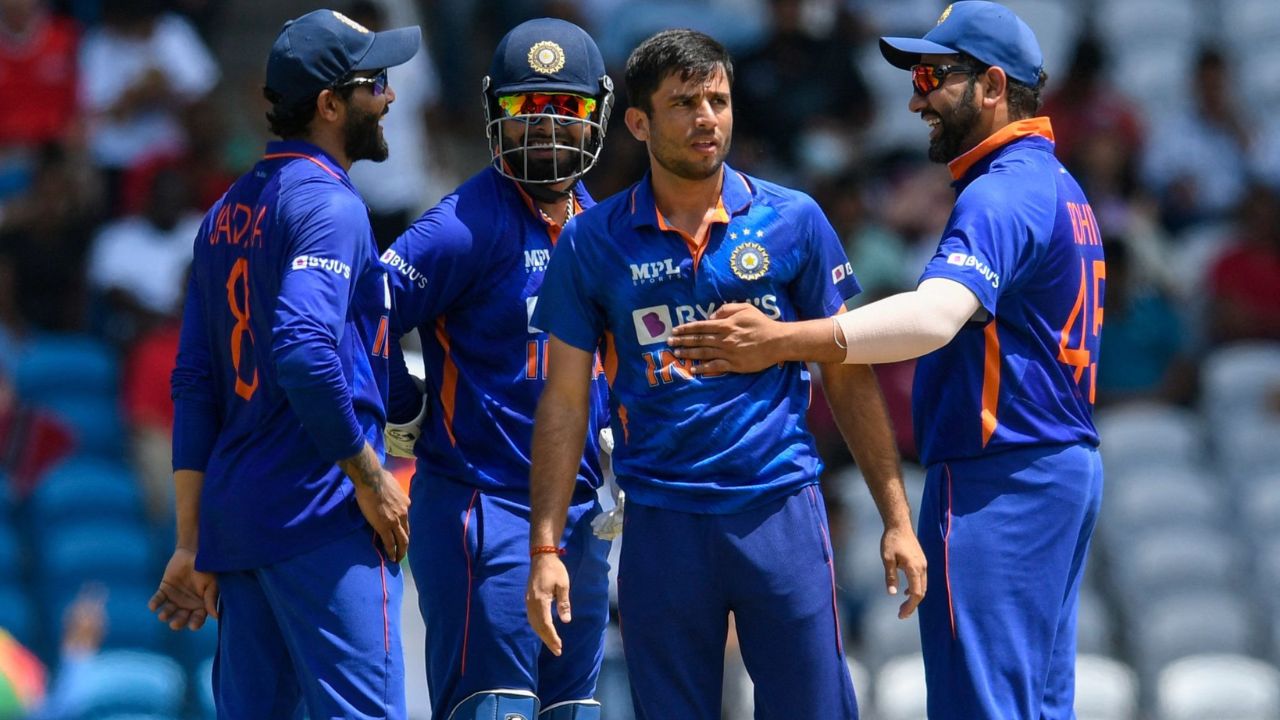 ZIM vs IND ODI: इन 3 खिलाड़ियों पर गिरेगी गाज, नहीं मिलेगा प्लेइंग इलेवन में मौका !