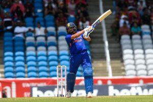 चौथे टी-20 मैच में Rohit Sharma ने बनाए 33 रन