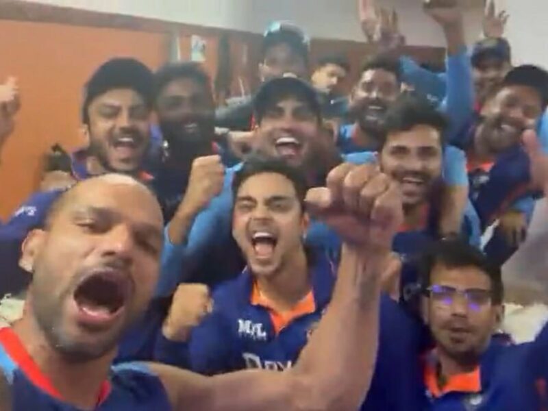 WI के खिलाफ सीरीज़ जीत के बाद 'गब्बर' ने इस अंदाज में मनाया जीत का जश्न, देखें वायरल वीडियो!