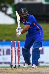 Rohit Sharma ने चौथे टी-20 मैच में हासिल की ये खास उपलब्धि