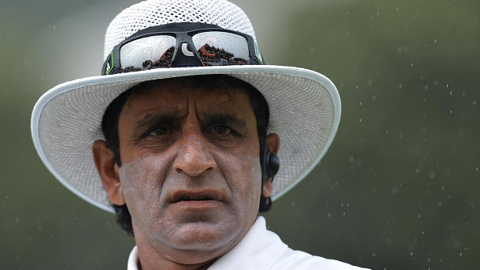 क्रिकेट जगत में दौड़ी शोक की लहर, पाकिस्तान के पूर्व अंपायर असद रऊफ का 66 साल की उम्र में निधन 2