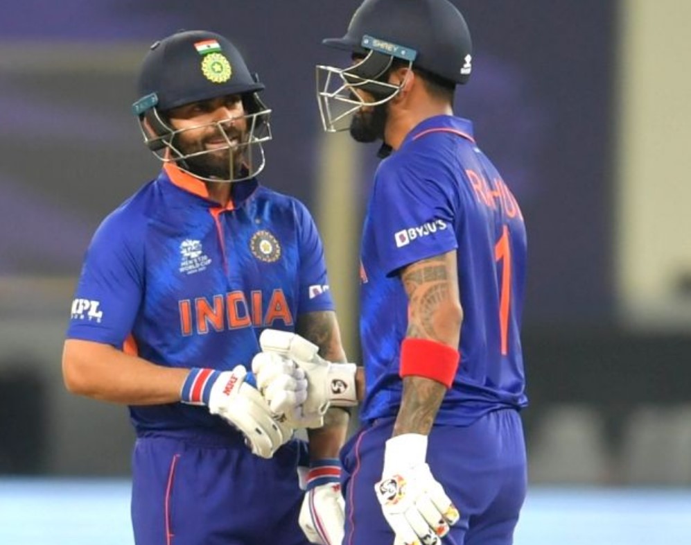AUS vs IND: 'राहुल या विराट कौन होगा रोहित का जोड़ीदार...'?, पहले टी-20 के लिए ये दो खिलाड़ी करेंगे ओपनिंग 2 AUS vs IND: ओपनिंग के तौर पर मौजूद है ये दो विकल्प