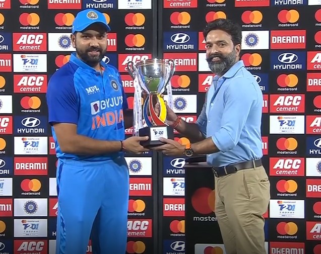 IND vs AUS: Rohit Sharma ने सीरीज जीतने के बाद दी विनिंग स्टेटमैंट