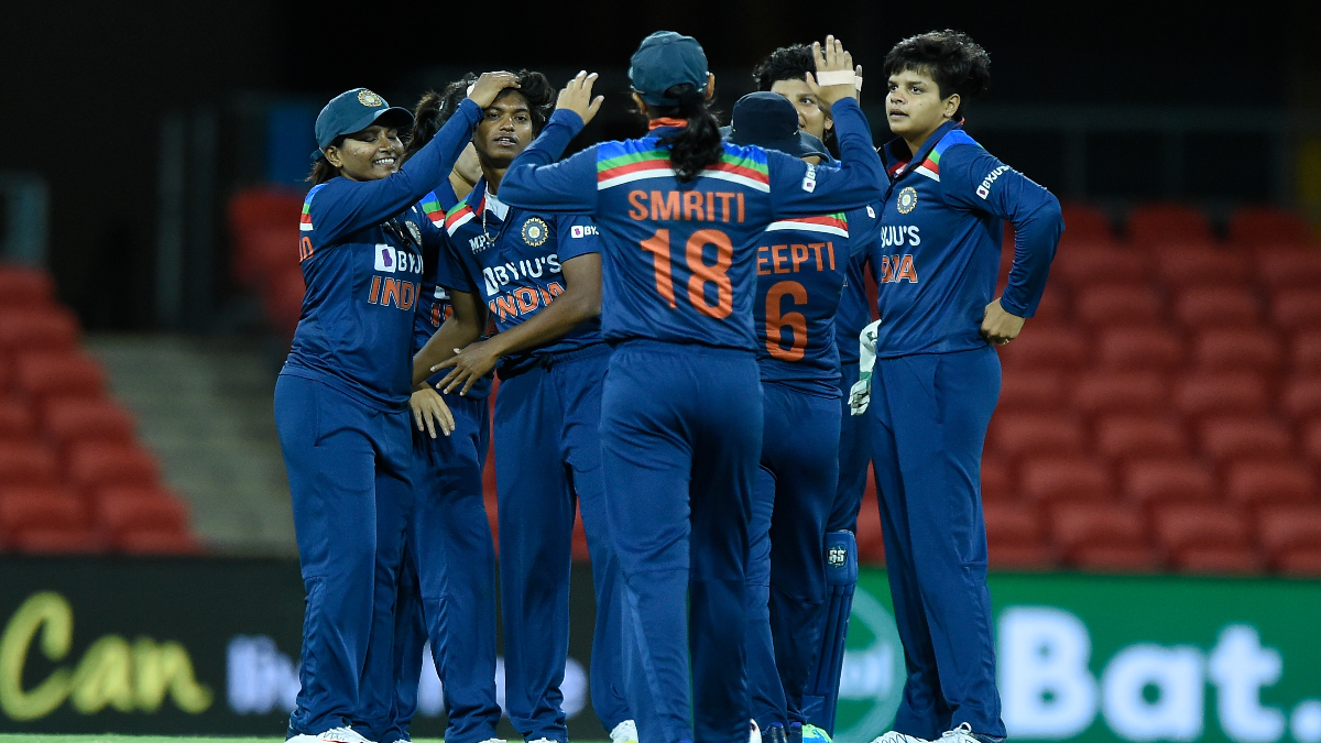 एशिया कप 2022 के लिए भारतीय महिला क्रिकेट टीम का हुआ ऐलान, इन 15 खिलाड़ियों को मिली जगह 3