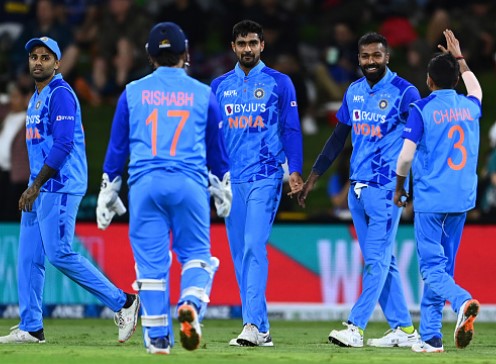 न्यूजीलैंड बल्लेबाजों के लिए काल बने Deepak Hooda, चटके 4 विकेट