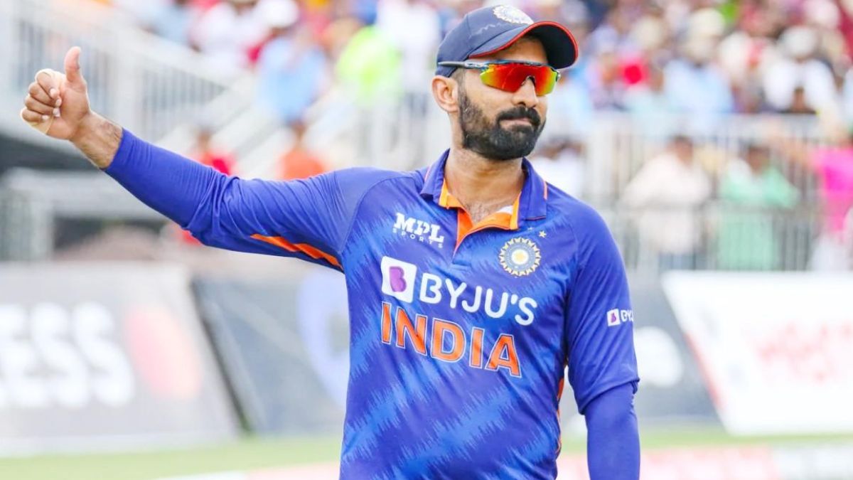 dinesh-karthik-will-seen-as-a-commentator-in-eng-vs-aus-ashes-series-2023