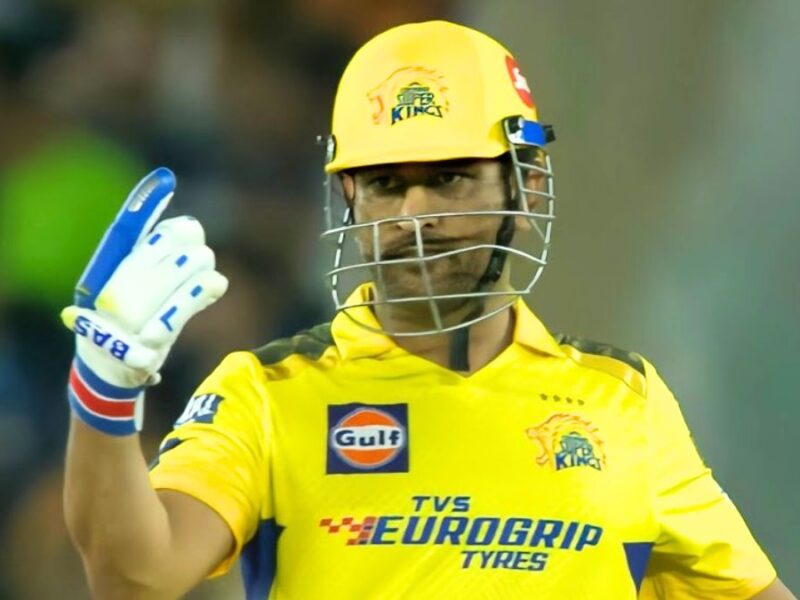 ms-dhoni-create-history-in-ipl-play-his-200th-match-as-a-captain-of-csk-vs-rr