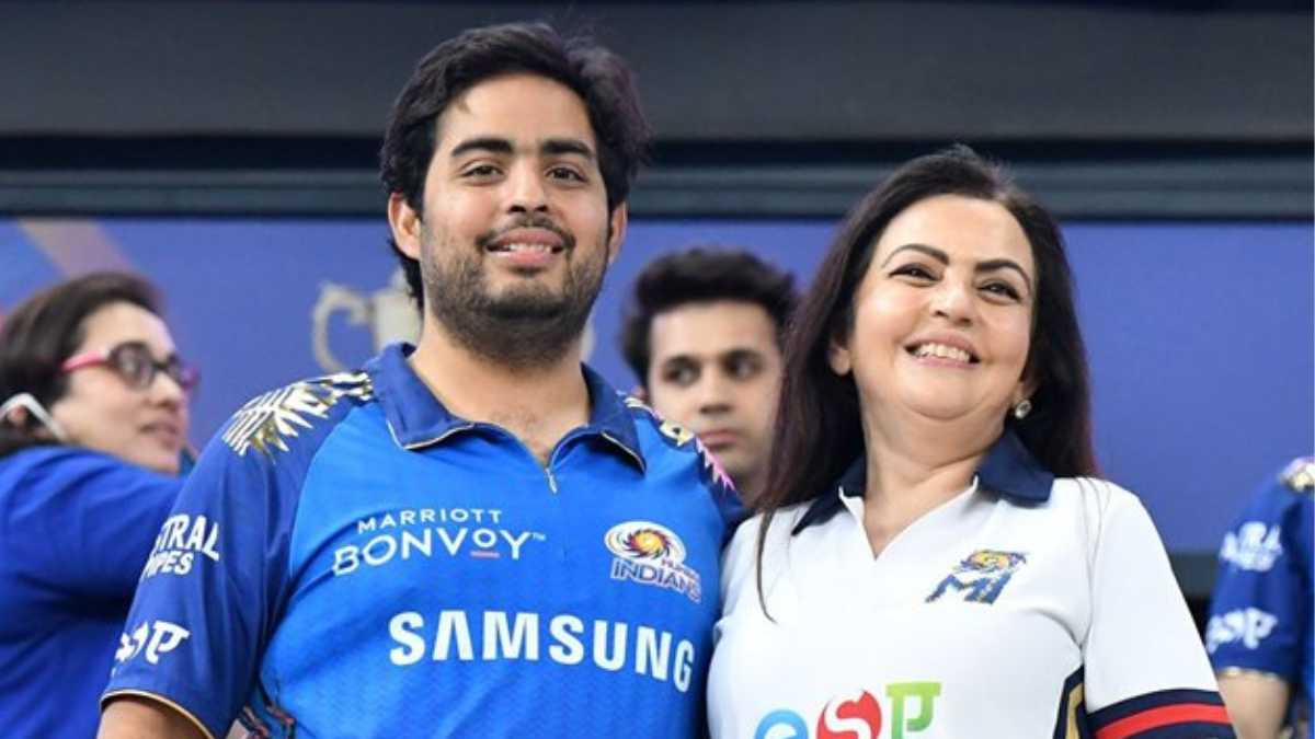 नीता अंबानी ने अपने ही पैर पर मारी कुल्हाड़ी, इस खिलाड़ी को रिटेन करके कर ली हारने की तैयारी 2 nita ambani ipl