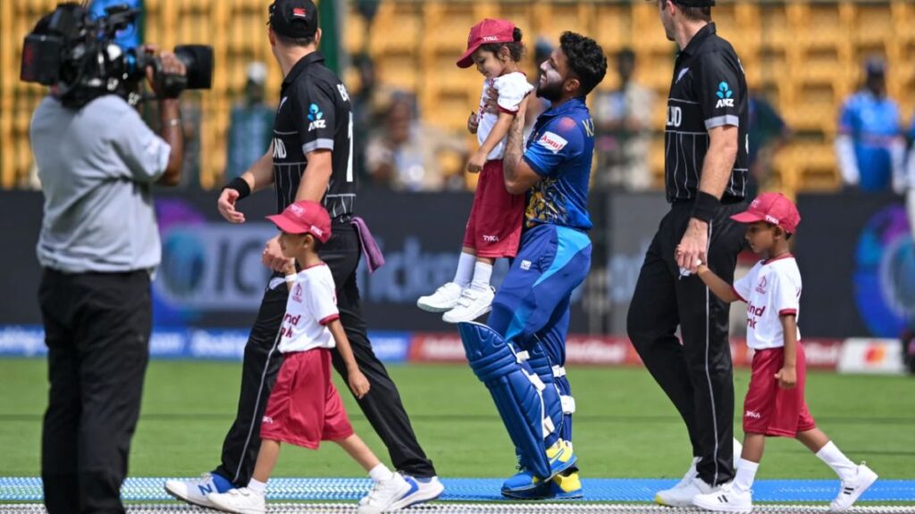 मैच हाइलाइट्स: '44 चौके - 8 छक्के' न्यूजीलैंड ने हासिल की श्रीलंका के खिलाफ धमाकेदार जीत, 5 विकेट से चटाया धूल 1