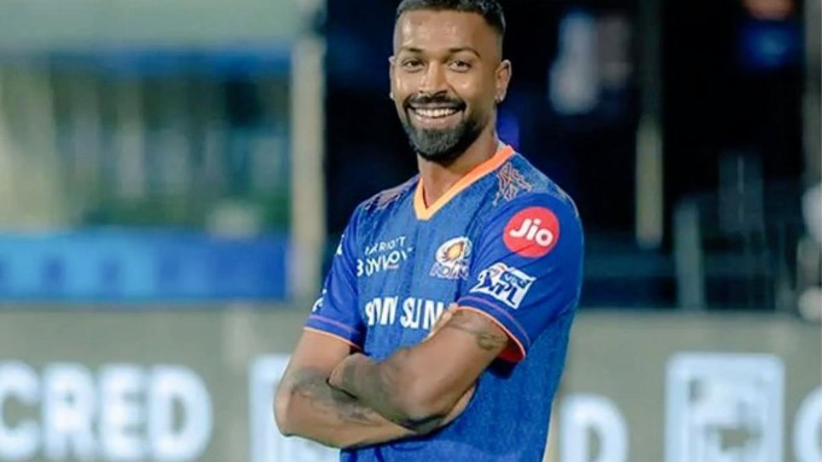 अफ्रीका दौरे से पहले फैंस के लिए बुरी खबर, पूरे 6 महीने के लिए टीम इंडिया से बाहर हुआ स्टार खिलाड़ी, IPL खेलना भी संदेह 3 Hardik Pandya