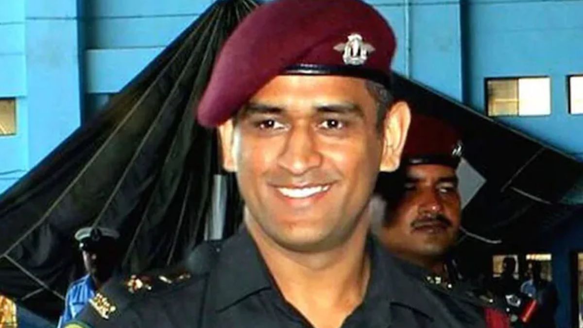 धोनी ने बताया अपना पोस्ट रिटायरमेंट प्लान, अब क्रिकेट नहीं इस फील्ड में जाकर करेंगे देश की सेवा 2 MS Dhoni