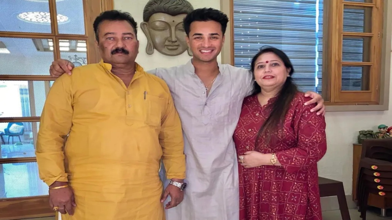 Abhishek Sharma Family