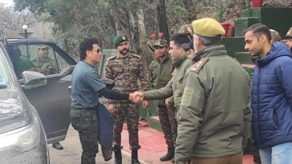 सचिन तेंदुलकर के जिगर के टुकड़े ने अचानक की आत्महत्या, बहन सारा का रो-रो कर बुरा हाल 2 Sachin Tendulkar
