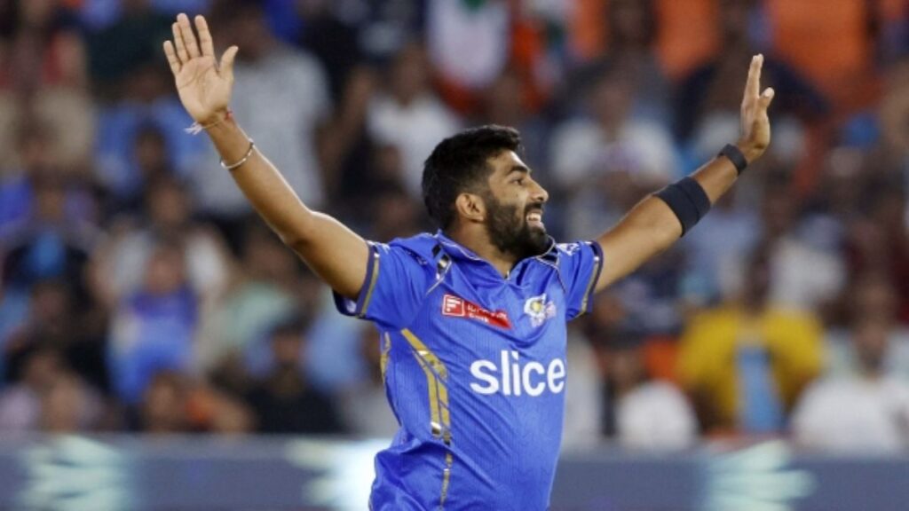 RCB ने ढूंढ निकाला टीम को ट्रॉफी जिताने वाला खिलाड़ी, IPL 2025 ऑक्शन में कोहली इस खिलाड़ी पर 30 करोड़ तक लुटाने को तैयार 1