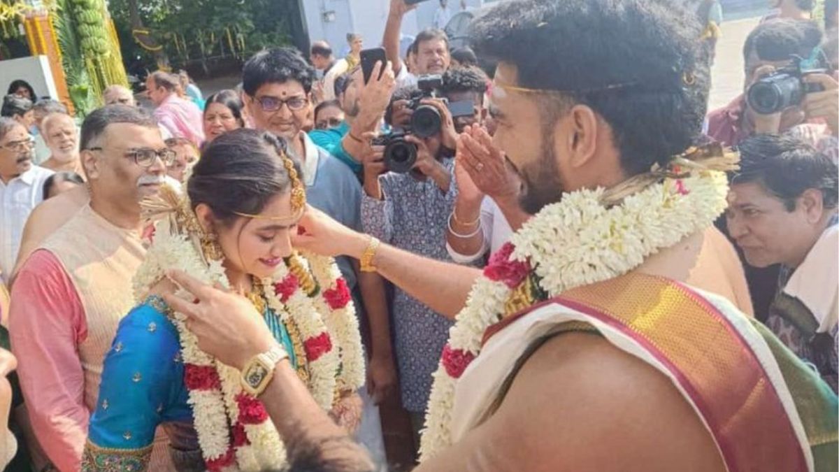 Team India's star cricketer became groom in the midst of T20 World Cup 2024, wedding photos went viral