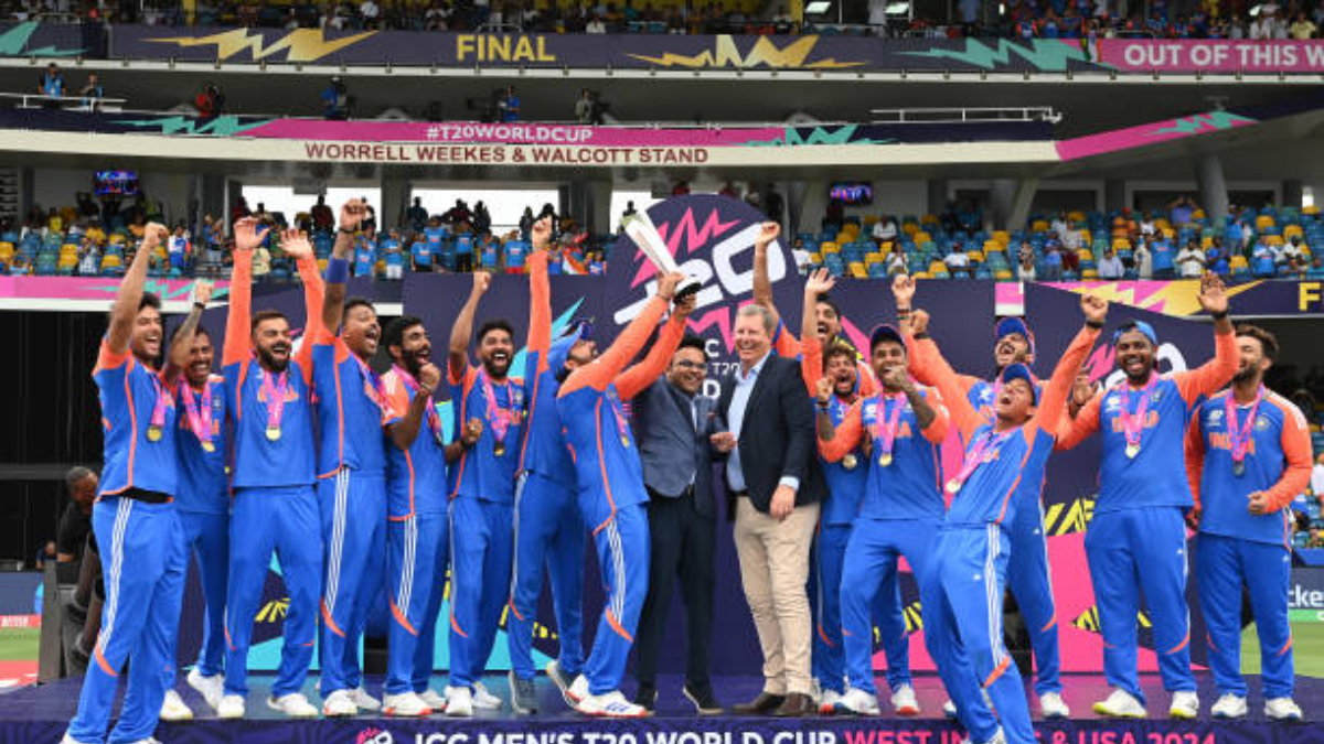 चैंपियंस ट्रॉफी 2025 के लिए 15 सदस्यीय टीम इंडिया का हुआ ऐलान, टी20 वर्ल्ड कप वाले 13 खिलाड़ी शामिल 1