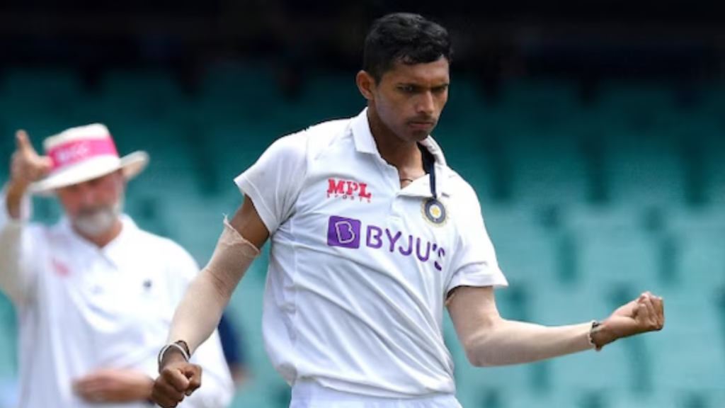 Fastest Balls Bowled by Indians: ये हैं 10 भारतीय गेंदबाज जिन्होंने डाली हुई हैं सबसे तेज स्पीड की बॉल, नंबर-1 पर चौंकाने वाला नाम 4 Fastest Balls Bowled by Indians: These are the 10 Indian bowlers who have bowled the fastest balls, surprising name at number 1
