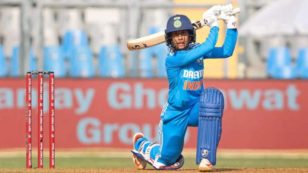 IND vs AUS: ऑस्ट्रेलिया के खिलाफ मैच से पहले टीम इंडिया का दिग्गज खिलाड़ी हुआ चोटिल, बाहर होने का मंडराया खतरा 1