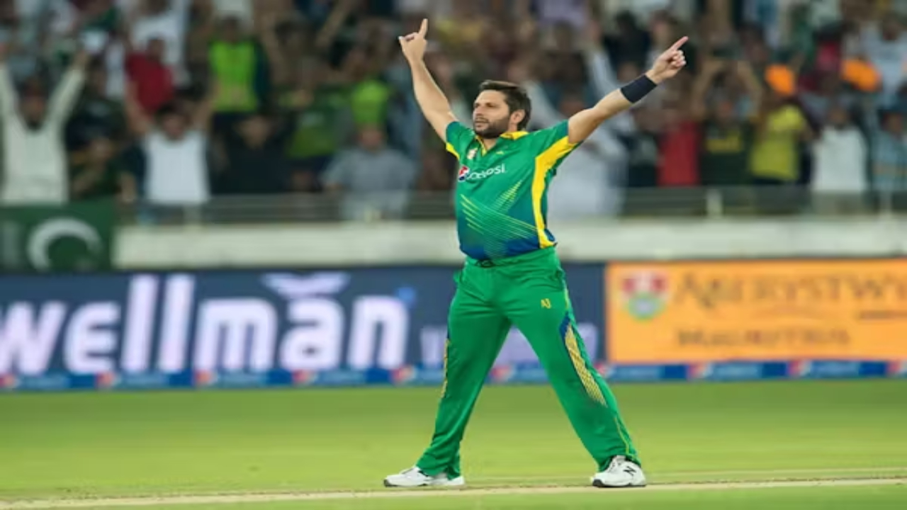 Most Wickets in ODI:  Shahid Afridi