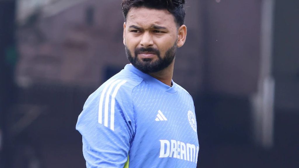 ऋषभ पंत इंग्लैंड वनडे सीरीज से बाहर! नहीं खेले पायेंगे एक भी मैच, ये तगड़ा विकेटकीपर करेगा रिप्लेस 2