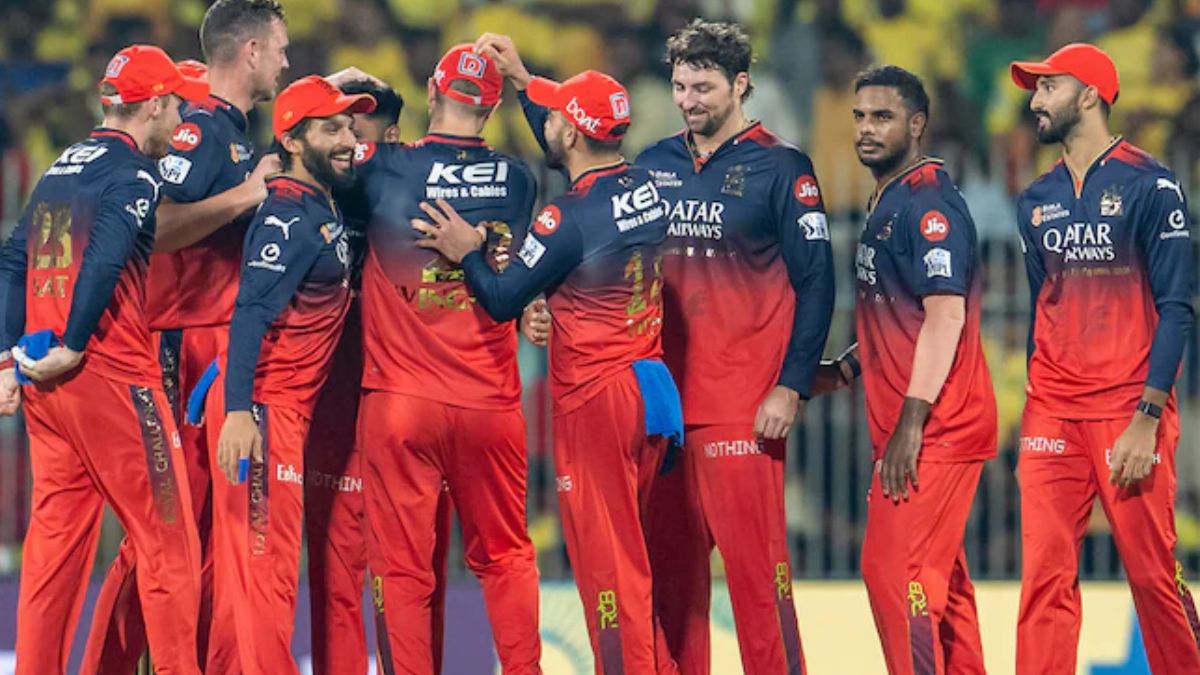 3 कारण, क्यों टॉप पर रहने के बावजूद RCB नहीं जीत पायेगी IPL 2025 की ट्रॉफी 2 RCB IPL 2025