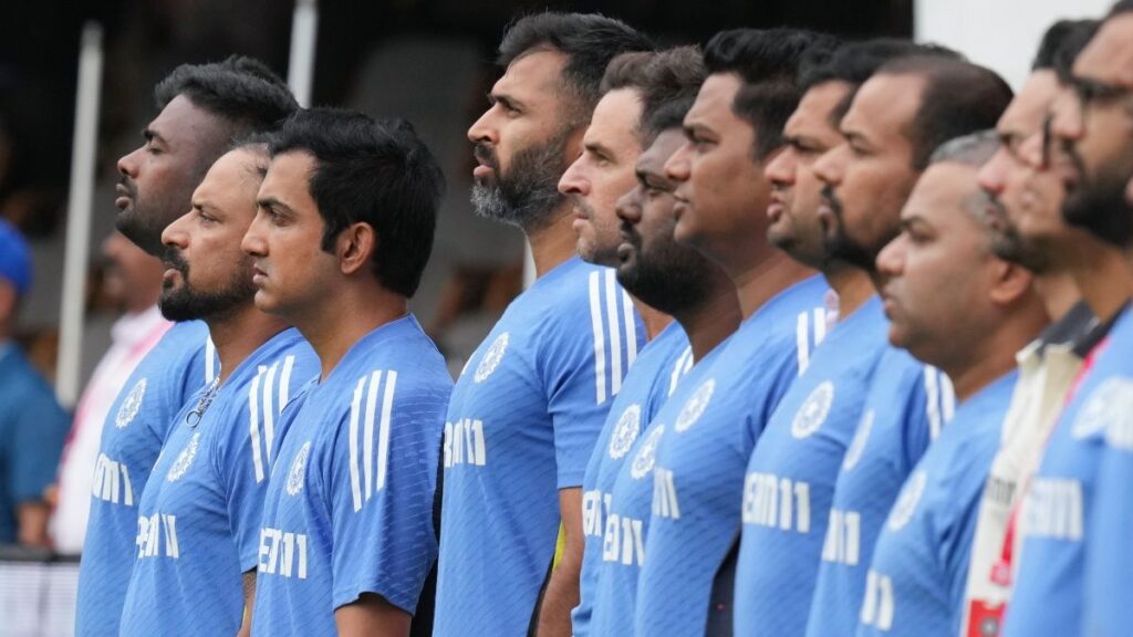 इंग्लैंड टेस्ट सीरीज के लिए भारत के सभी कोचों के नाम का हुआ अधिकारिक ऐलान, गंभीर समेत इन दिग्गजों को जिम्मेदारी 2 The names of all the coaches of India for the England Test Series were officially announced, these veterans including Gambhir were given the responsibility