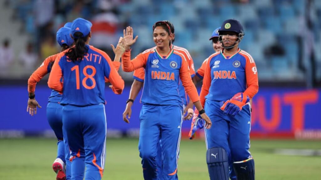 ENG vs IND: 3 ODI सीरीज के लिए टीम इंडिया के स्क्वॉड का ऐलान, 16 सदस्यीय दल में सिर्फ एक ऐसा प्लेयर जो है इश्क में घायल 1
