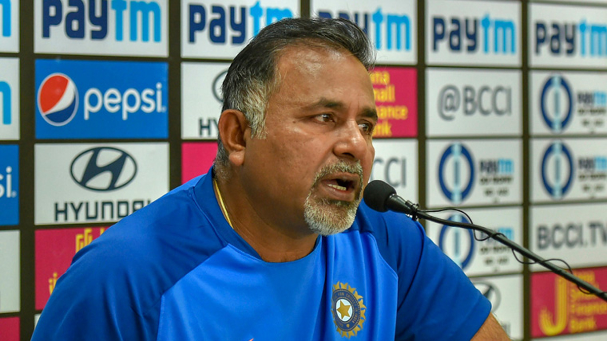 IPL 2026 में ट्रॉफी जीतने के लिए धोनी ने लगाया तगड़ा दिमाग, रवि शास्त्री के छोटे भाई को बनाने जा रहे कोच 1
