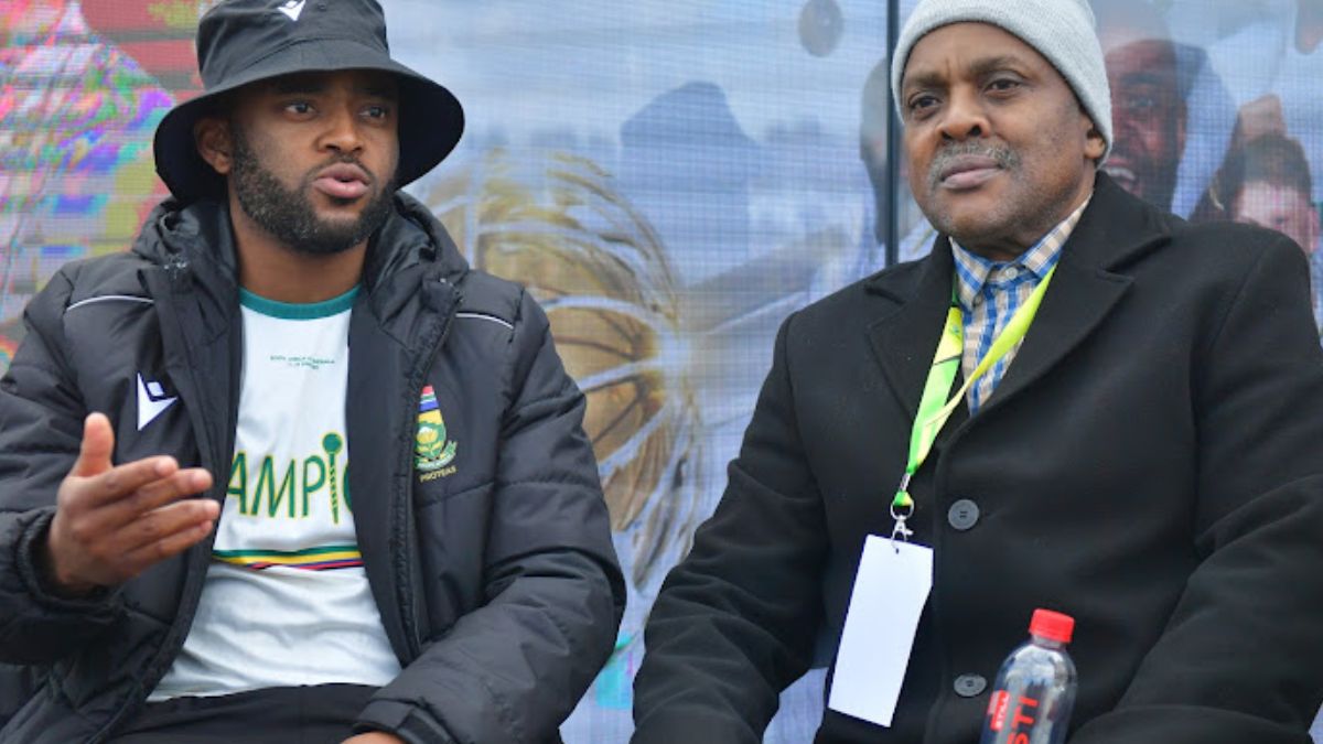 temba bavuma and Vuyo Bavuma