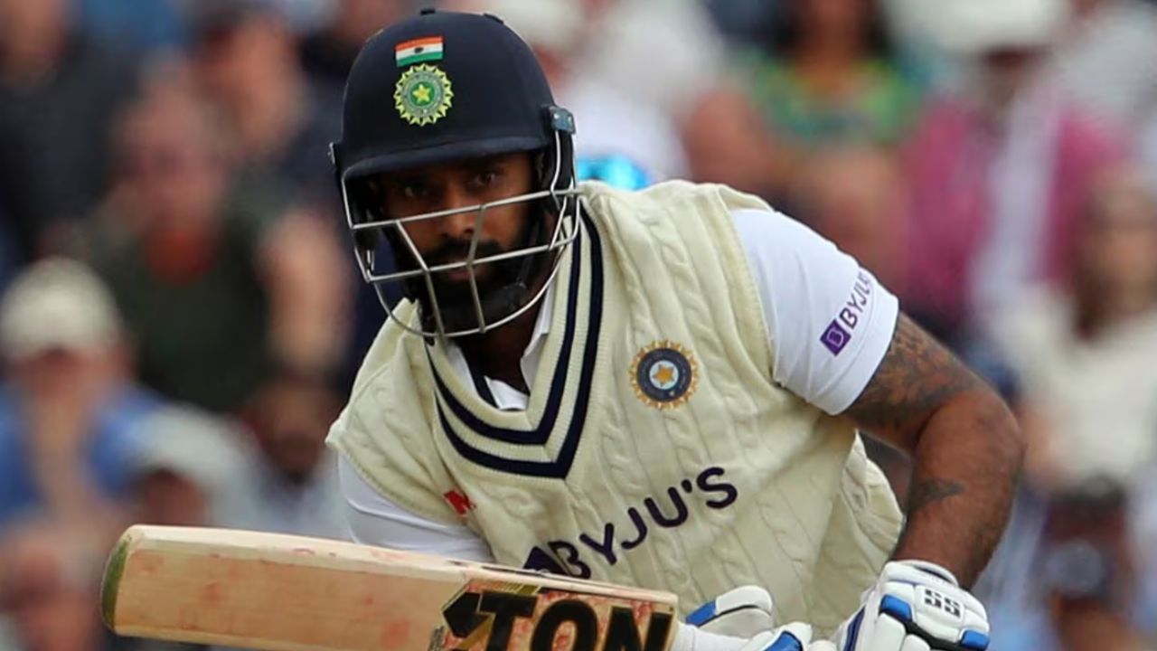 टेस्ट क्रिकेट में ये खिलाड़ी था Pujara का असली उत्तराधिकारी, लेकिन द्रविड़ के बाद अब गंभीर भी नहीं दे रहे मौका