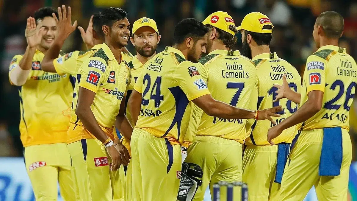 IPL 2026 से पहले इन 10 खिलाड़ियों को CSK ने किया रिलीज, लिस्ट में कई नाम चौंकाने वाले 1