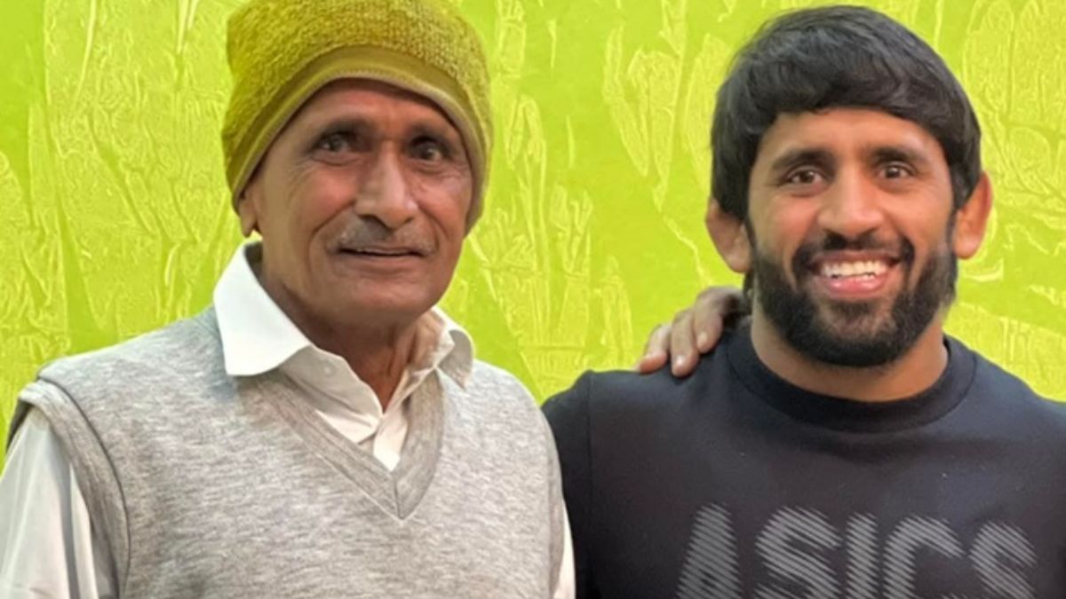 भारत-पाकिस्तान मैच से पहले इस Indian player के घर पसरा मातम, पिता का हुआ निधन 1