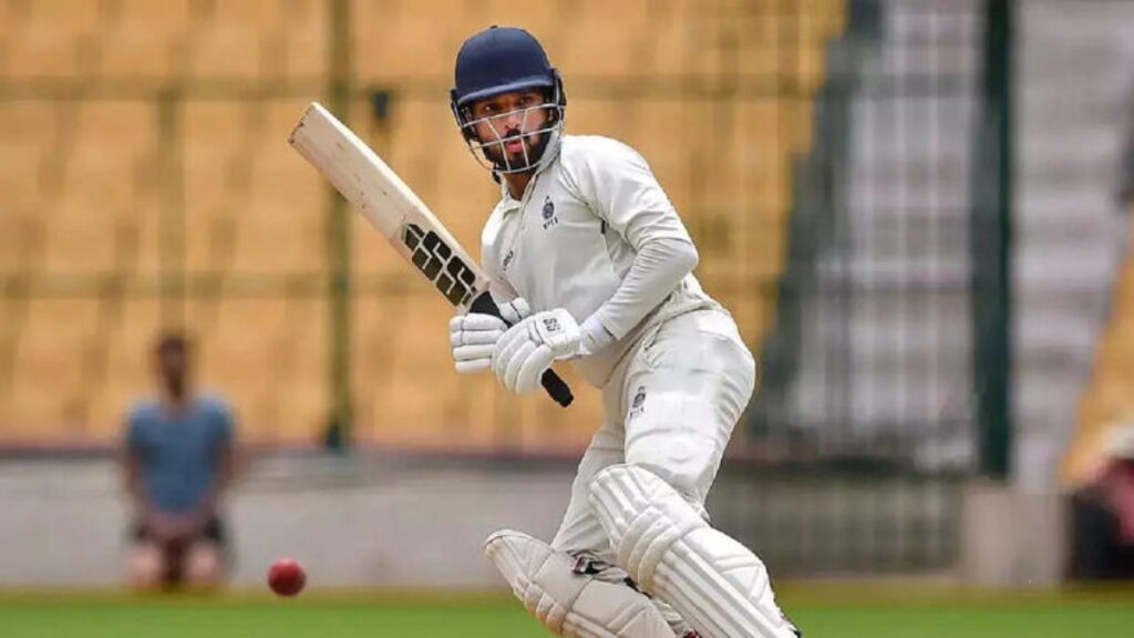 6 खिलाड़ी जिन्होंने Duleep Trophy में बनाए शतक-दोहरे शतक, लेकिन इसके बावजूद कोच Gambhir नहीं देंगे इन्हें टेस्ट टीम में मौका 3 4 players who scored centuries and double centuries in Duleep Trophy, but despite this coach Gambhir will not give them a chance in the Test team