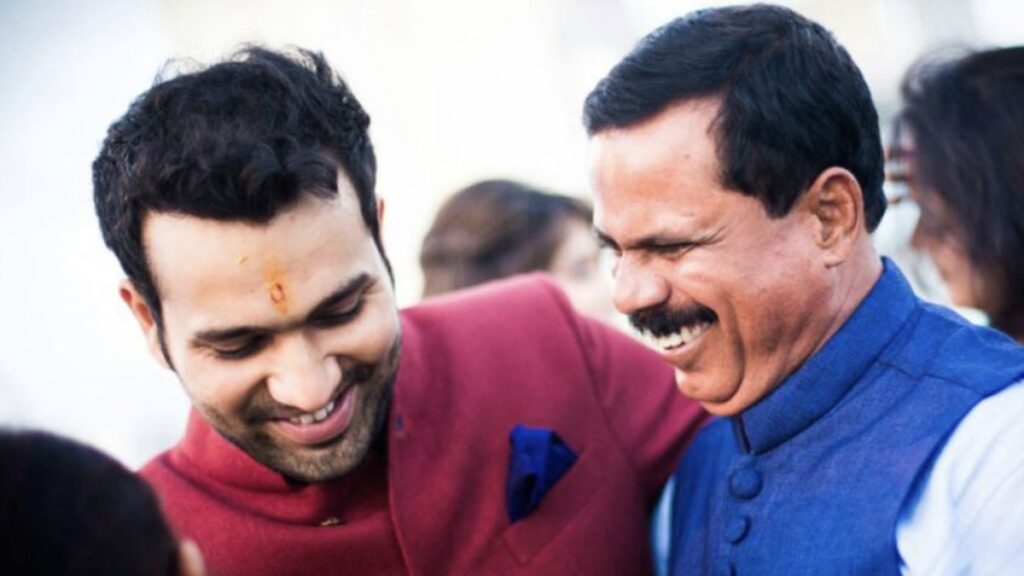 Teachers’ Day Special: Rohit-Kohli से लेकर Sachin तक के ये हैं बचपन के कोच, जानें कौन हैं Team India के 10 दिग्गज क्रिकेटरों के गुरु 4 Teachers' Day Special: From Rohit-Kohli to Sachin, these are their childhood coaches, know who are the gurus of 10 great cricketers of Team India