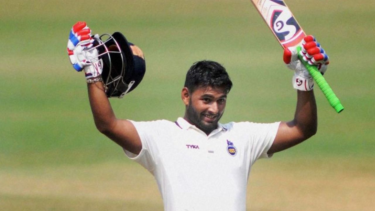 6,6,6,6,6,4,4,4,4,4..... Ranji खेलने पहुंचे Rishabh Pant ने मचाया उधम, खेल डाली पूरी 326 बॉल, बना डाला करियर का सबसे बड़ा स्कोर
