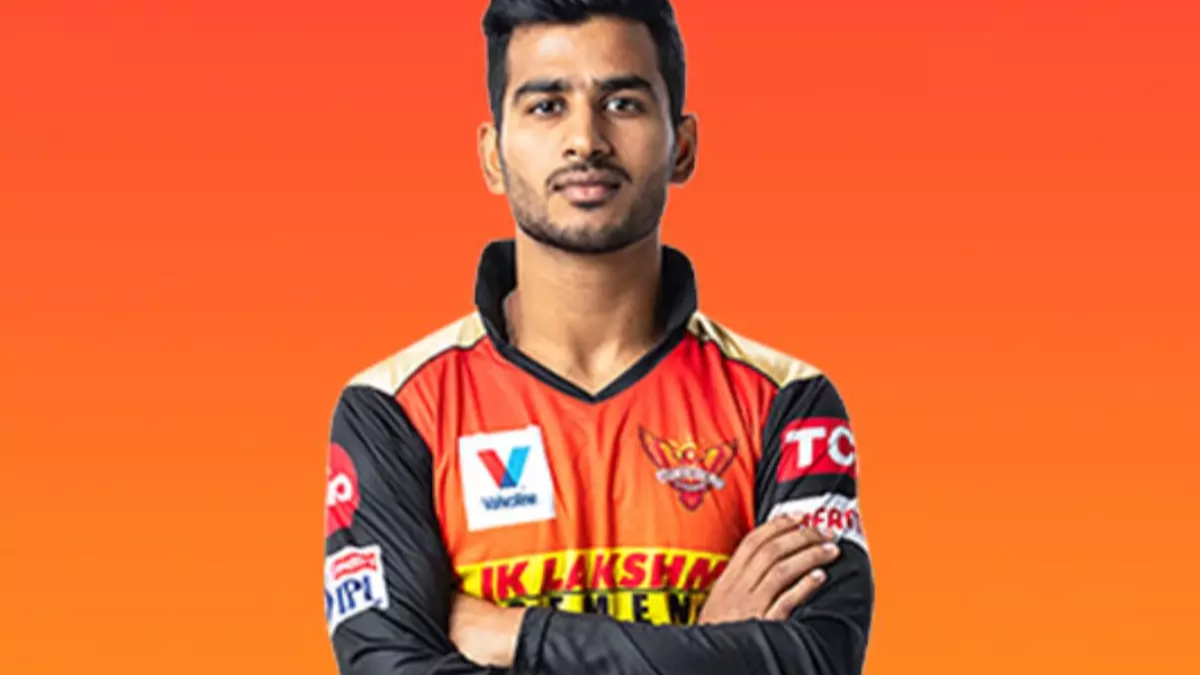 7 चौके-2 छक्के... दलीप ट्रॉफी खेलने पहुंचे VIRAT बल्ले से चमके, ताबड़तोड़ 69 रन की पारी खेल जीत लिया फैंस का दिल 1