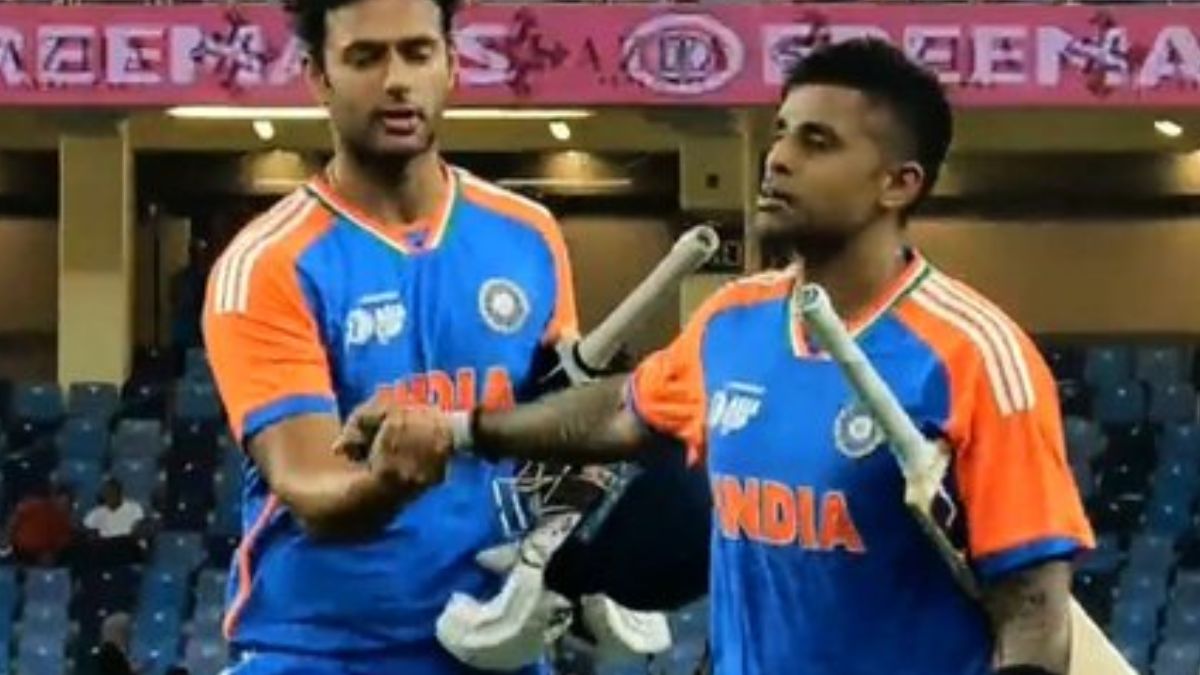 Video: Pakistan को बता दिया बाप हमेशा बाप ही रहेगा, मैच जितने के बाद बिना हाथ मिलाए बाहर गए इंडियन खिलाड़ी 2 India vs Pakistan