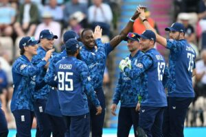 Largest run margin win in ODI: वनडे इंटरनेशनल में रनों के अंतर से 10 सबसे बड़ी विजय, टॉप पर काबिज हुई इंग्लैंड के 342 रन की जीत 15