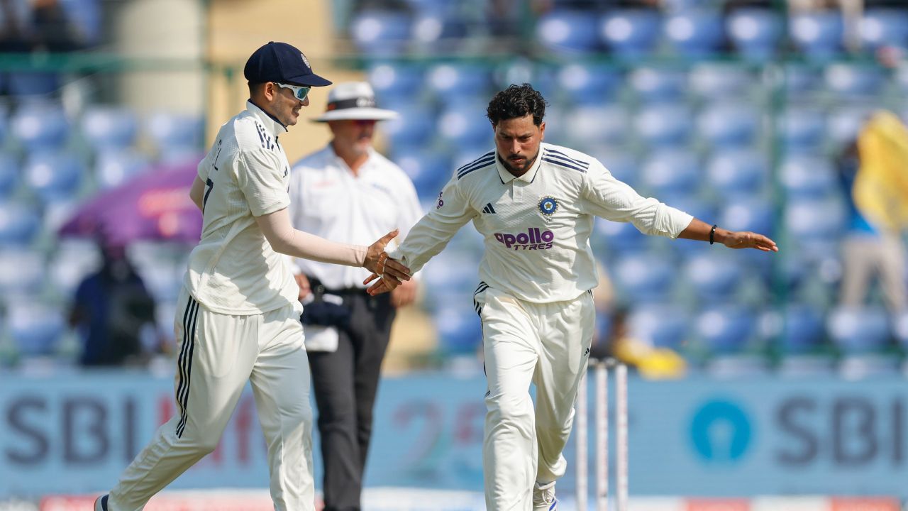 दिल्ली टेस्ट में वेस्टइंडीज की पहली पारी में Kuldeep Yadav ने खोला पंजा