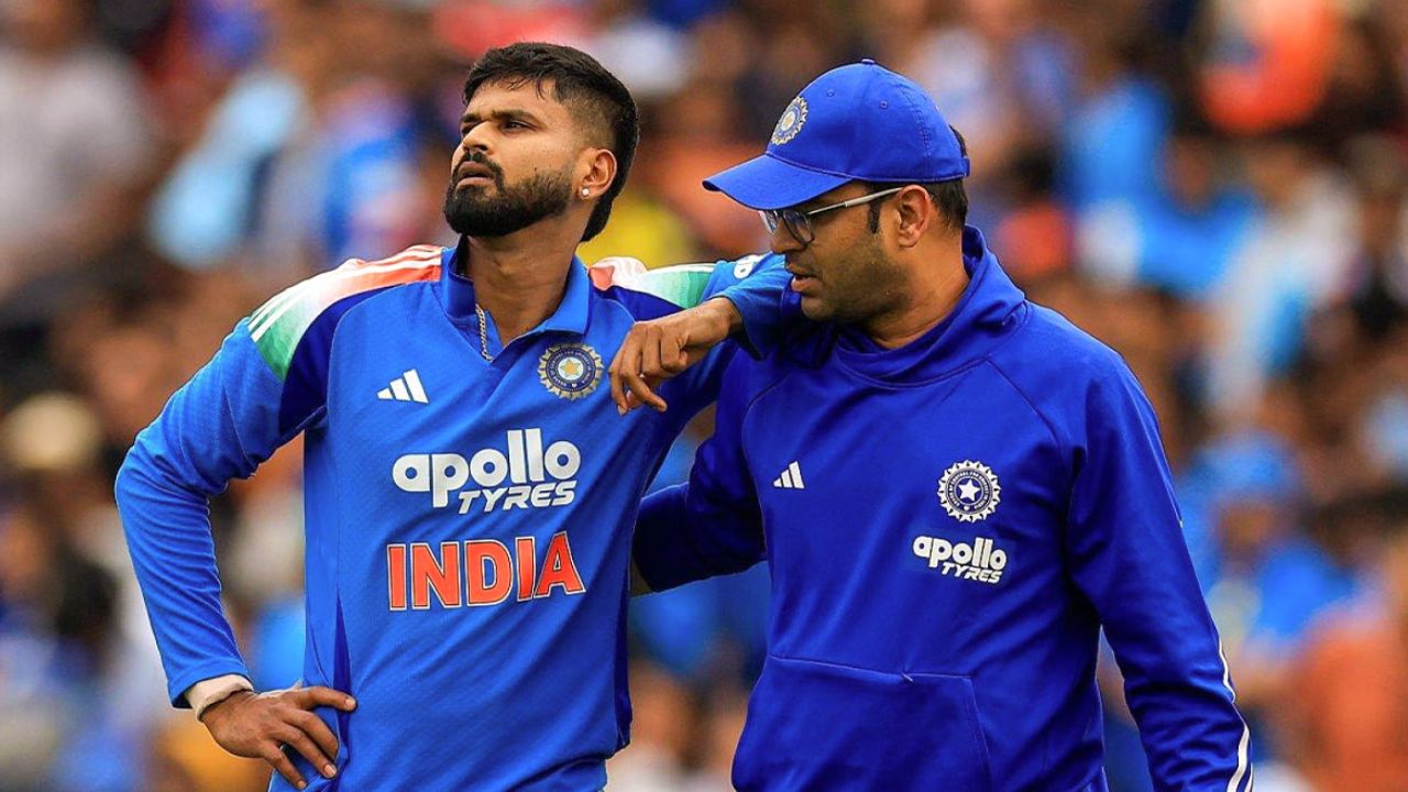 ODI के दौरान चोटिल हुआ टीम इंडिया का स्टार खिलाड़ी, अगले 3-4 सीरीज करेगा अब मिस 2 सिडनी ODI के दौरान चोटिल हुआ Team India का स्टार खिलाड़ी, अगले 3-4 सीरीज करेगा अब मिस