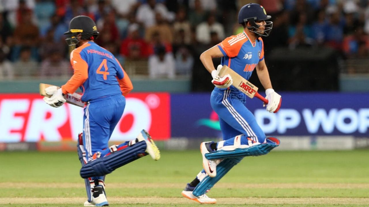 IND vs AUS: कैनबरा टी20 में गिल-अभिषेक नहीं बल्कि ये सुपरहिट जोड़ी करेगी भारत के पारी की शुरूआत 2 IND vs AUS: कैनबरा टी20 में गिल-अभिषेक नहीं बल्कि ये सुपरहिट जोड़ी करेगी भारत के पारी की शुरूआत