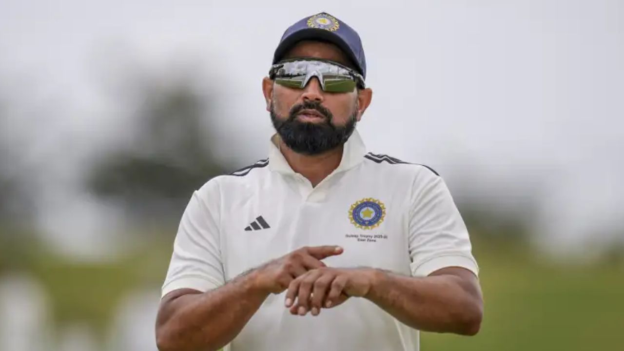 इन 3 खिलाड़ियों की कोच गंभीर को भारत की टेस्ट टीम में करवानी होगी वापसी, अब तभी संभल पायेगी टीम इंडिया 2 इन 3 खिलाड़ियों की कोच गंभीर को India की टेस्ट टीम में करवानी होगी वापसी, अब तभी संभल पायेगी टीम इंडिया