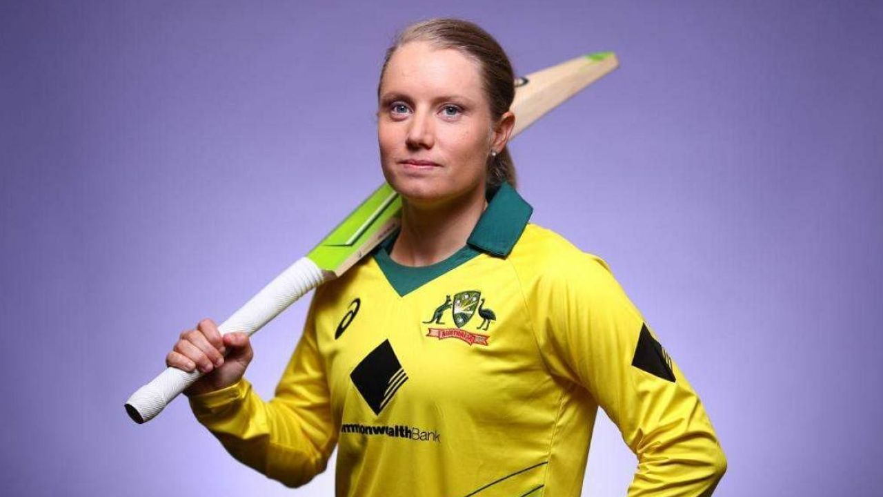 4 बेहद चौंकाने वाले नाम, जो WPL मेगा ऑक्शन में हुए अनसोल्ड, लिस्ट में स्टार्क की बीवी भी शामिल 2 4 बेहद चौंकाने वाले नाम, जो WPL मेगा ऑक्शन में हुए अनसोल्ड, लिस्ट में स्टार्क की बीवी भी शामिल