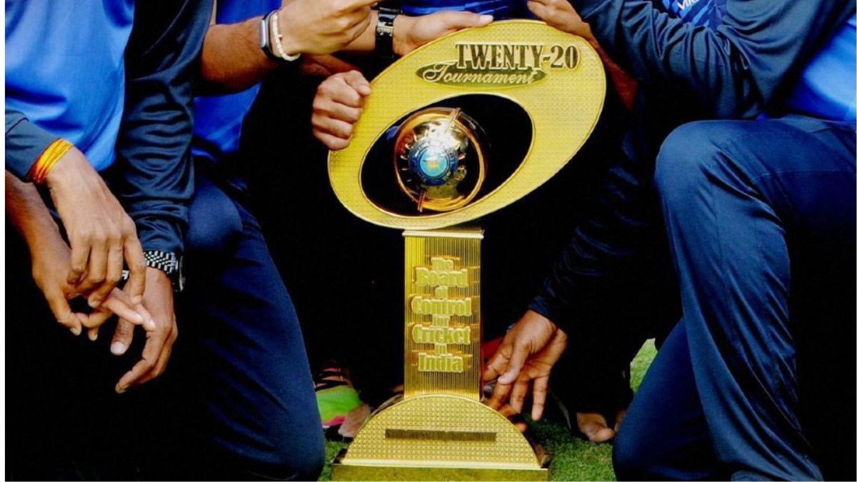 Syed Mushtaq Ali Trophy 2025: कब और कहां देख सैयद मुश्ताक अली ट्रॉफी के मैच? जानें Live Streaming डिटेल्स 2 Syed Mushtaq Ali Trophy 2025 Live Streaming Details