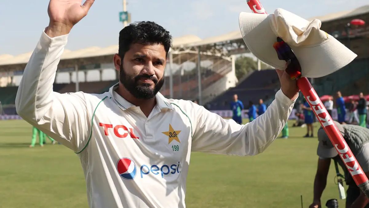 6,6,4,4,4,4,4,4.... डे-नाईट टेस्ट में छा गया ये पाकिस्तानी बल्लेबाज, अकेले ठोक डाला तूफानी तिहरा शतक 2 Azhar Ali