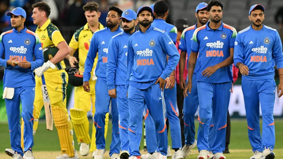 अफ्रीका के खिलाफ 3 वनडे मैचों के लिए इंडिया टीम का हुआ ऐलान, अभिषेक, ईशान, ऋतुराज, तिलक जैसे युवा खिलाड़ियों को मिली जगह 2 Team India Squad For South Africa Series