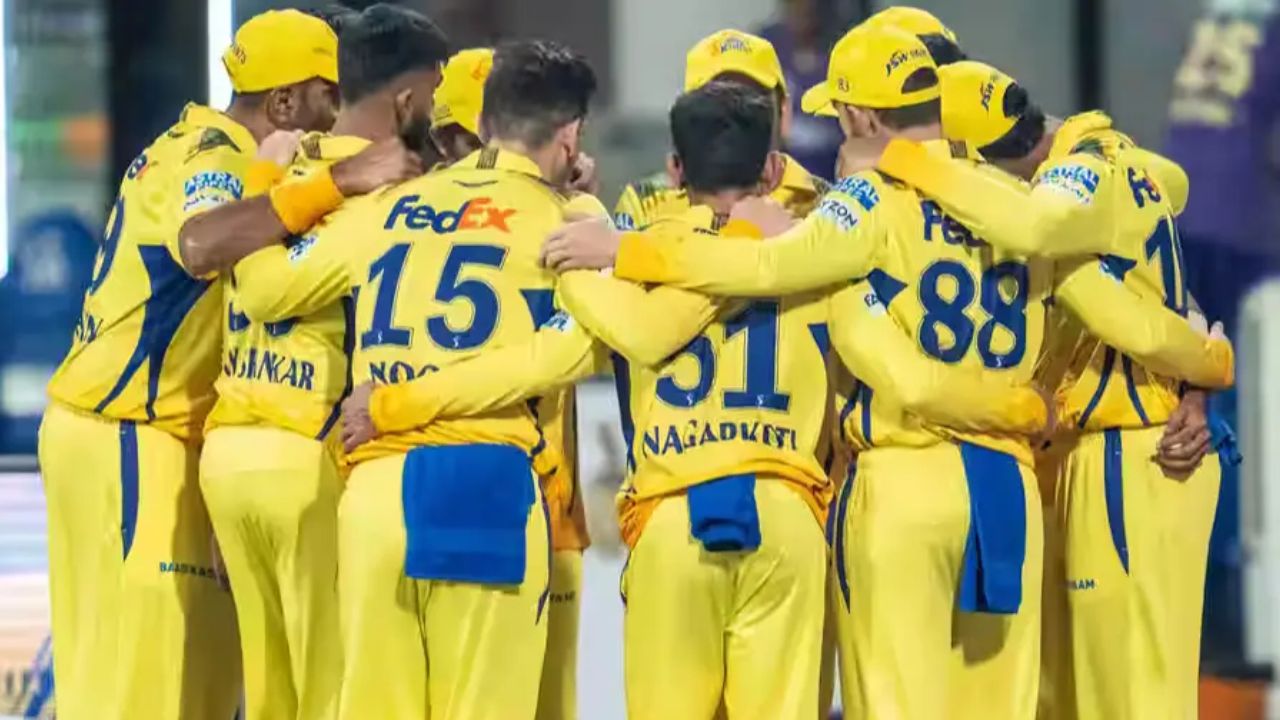 हुड्डा-शंकर समेत ये 10 खिलाड़ी रिलीज! CSK के IPL 2026 से बाहर किए गए खिलाड़ियों की लिस्ट आई सामने 2 हुड्डा-शंकर समेत ये 10 खिलाड़ी रिलीज! CSK के IPL 2026 से बाहर किए गए खिलाड़ियों की लिस्ट आई सामने