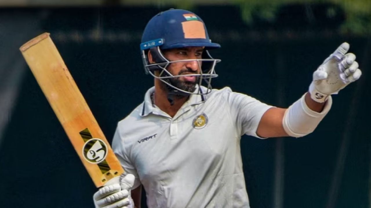 6,4,4,4,4,4,4…… Cheteshwar Pujara का रणजी में कोहराम, गेंदबाजों पर नहीं किया रहम अकेले ठोक डाले 352 रन 2 6,4,4,4,4,4,4…… Cheteshwar Pujara का रणजी में कोहराम, गेंदबाजों पर नहीं किया रहम अकेले ठोक डाले 352 रन