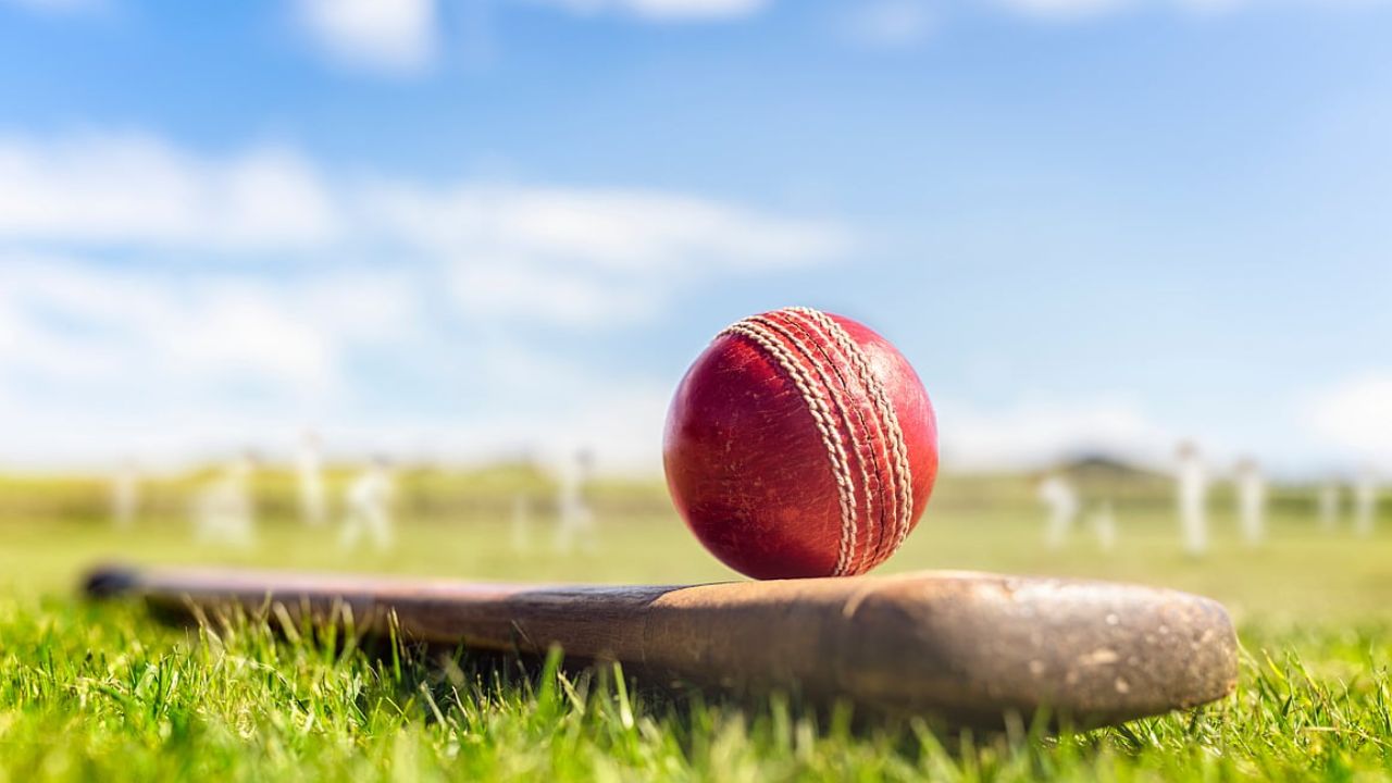 क्रिकेट जगत में छाई शोक की लहर, Sri Lanka के क्रिकेटर का कैच लेने के चक्कर में हुआ निधन